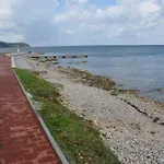 Guest house & Lilis